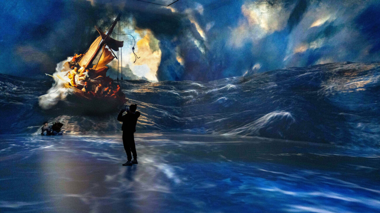 Frameless Immersive Art Experience The World Around Us